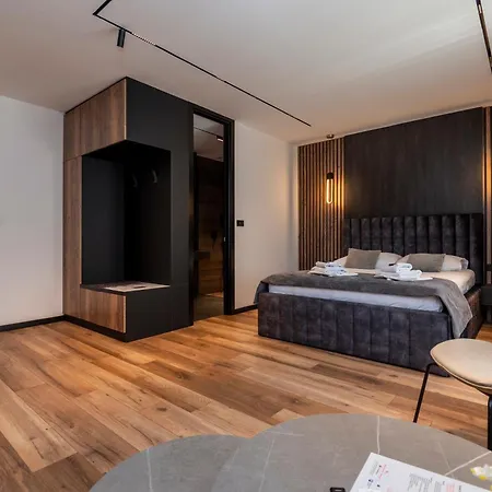 Amalfi Old Town Free Parking * סראייבו